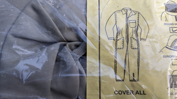 Olive Green colour. Looks nicer in person. A natural colour to allow you to blend in to the environment as you go about your beekeeping activities