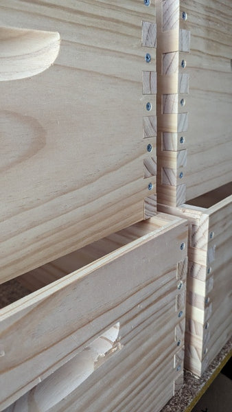 Beehive - SINGLE - FLAT PACK - 8 frame size