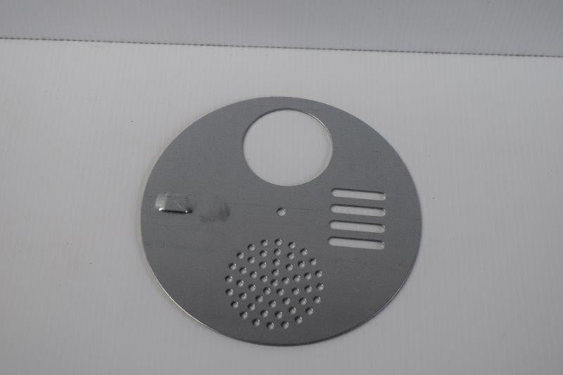 picture of a beehive nuc entrance disc for australian beekeeping