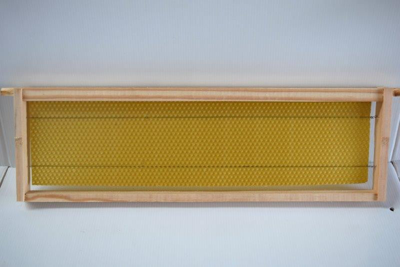 Frames IDEAL SIZE - assembled with wire & foundation