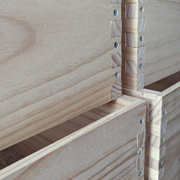 Beehive Full depth Hive body used for brood boxes or honey supers. Made with locked joint edges