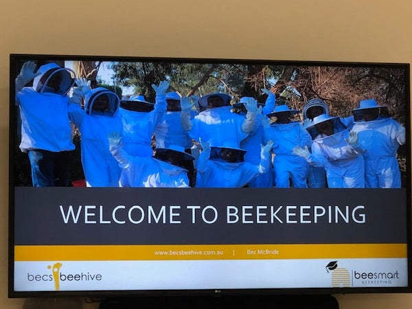 Beginner beekeeping course Melbourne