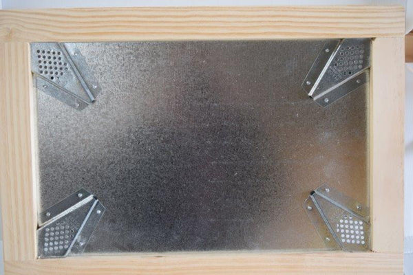 Clearer Board / bee escape board 10 Frame Size