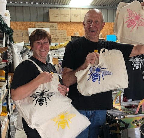 Queen bee bag for sale for australian beekeepers